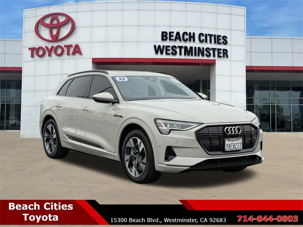 Used 2022 Audi e-tron Premium image 2