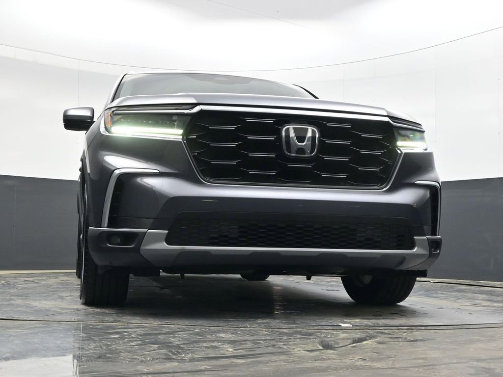 Used 2023 Honda Pilot Touring image 27