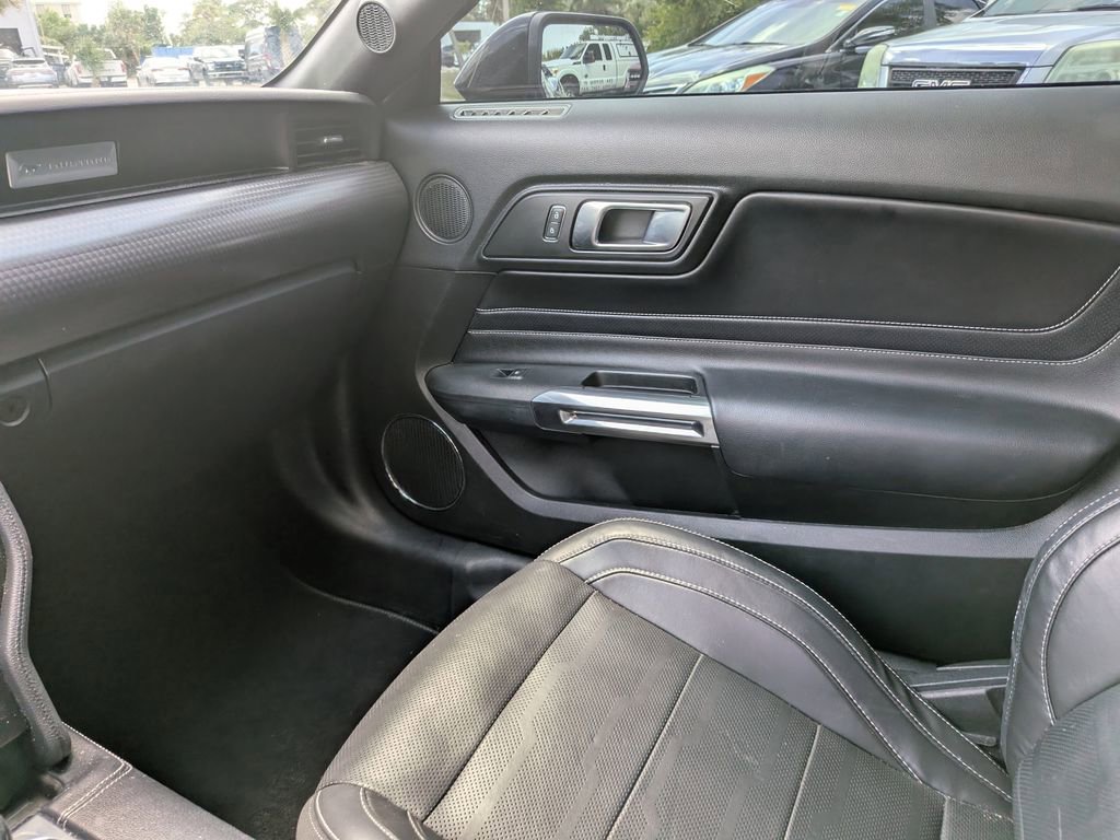 Used 2021 Ford Mustang GT Premium w/ GT Performance Package RWD image 16