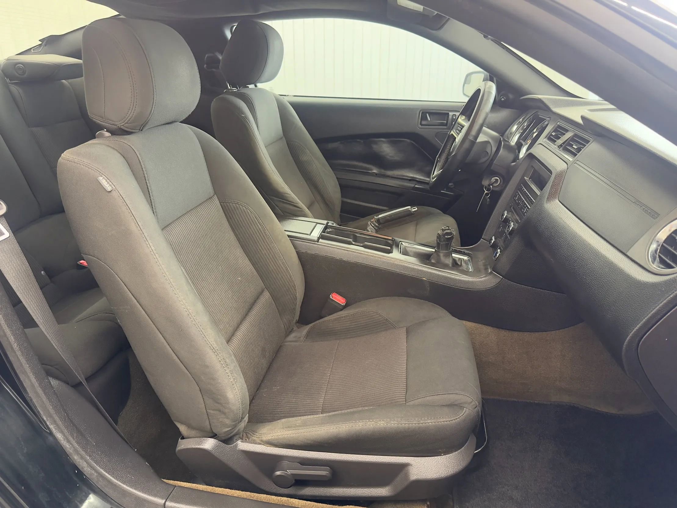 Used 2013 Ford Mustang Coupe image 10