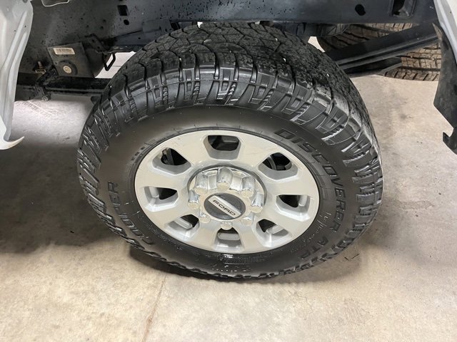 Used 2024 Ford F250 XLT image 8