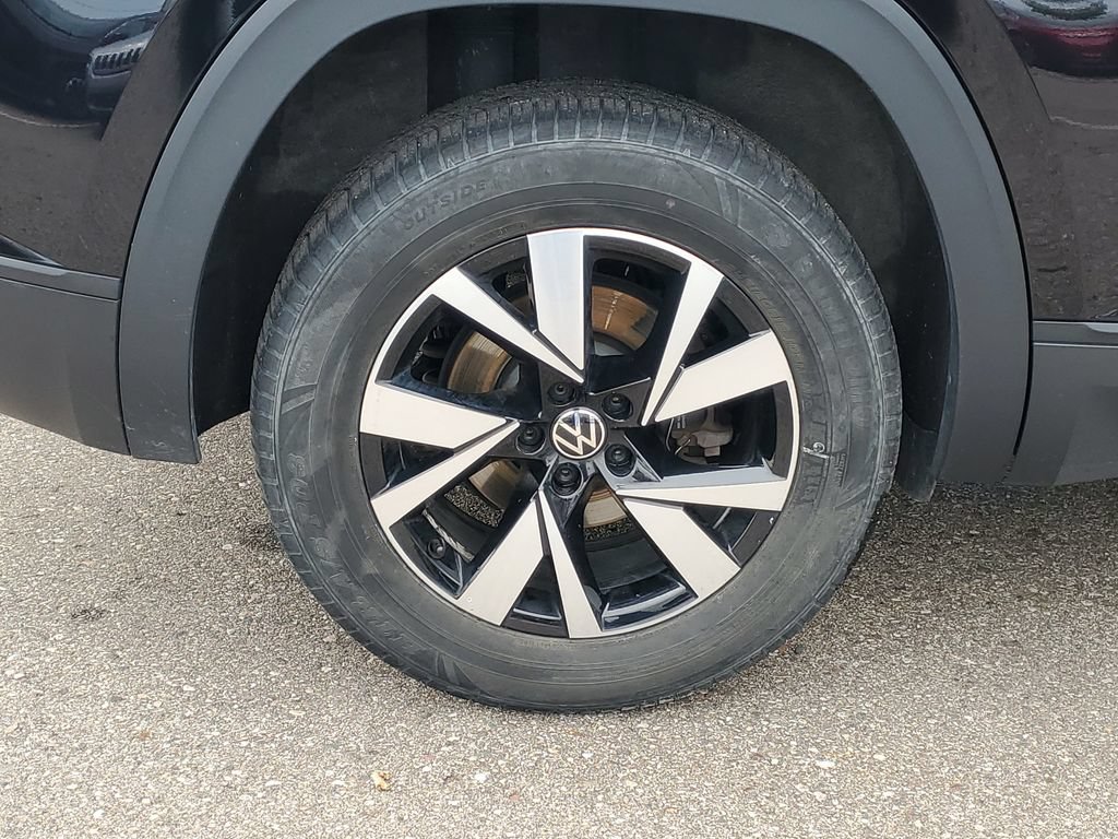 Used 2021 Volkswagen Atlas Cross Sport SE AWD/4WD image 5