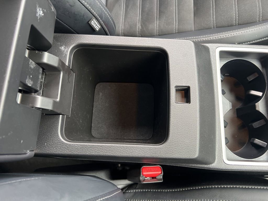 Used 2024 Mitsubishi Outlander SE image 25