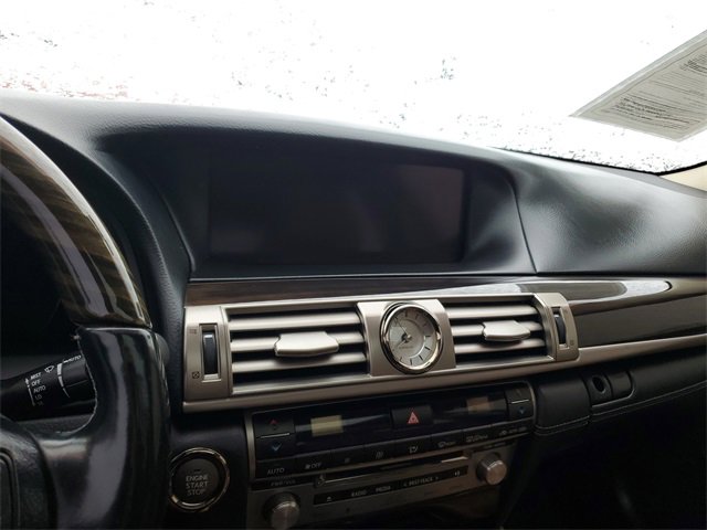 Used 2013 Lexus LS 460 AWD w/ Comfort Pkg image 16