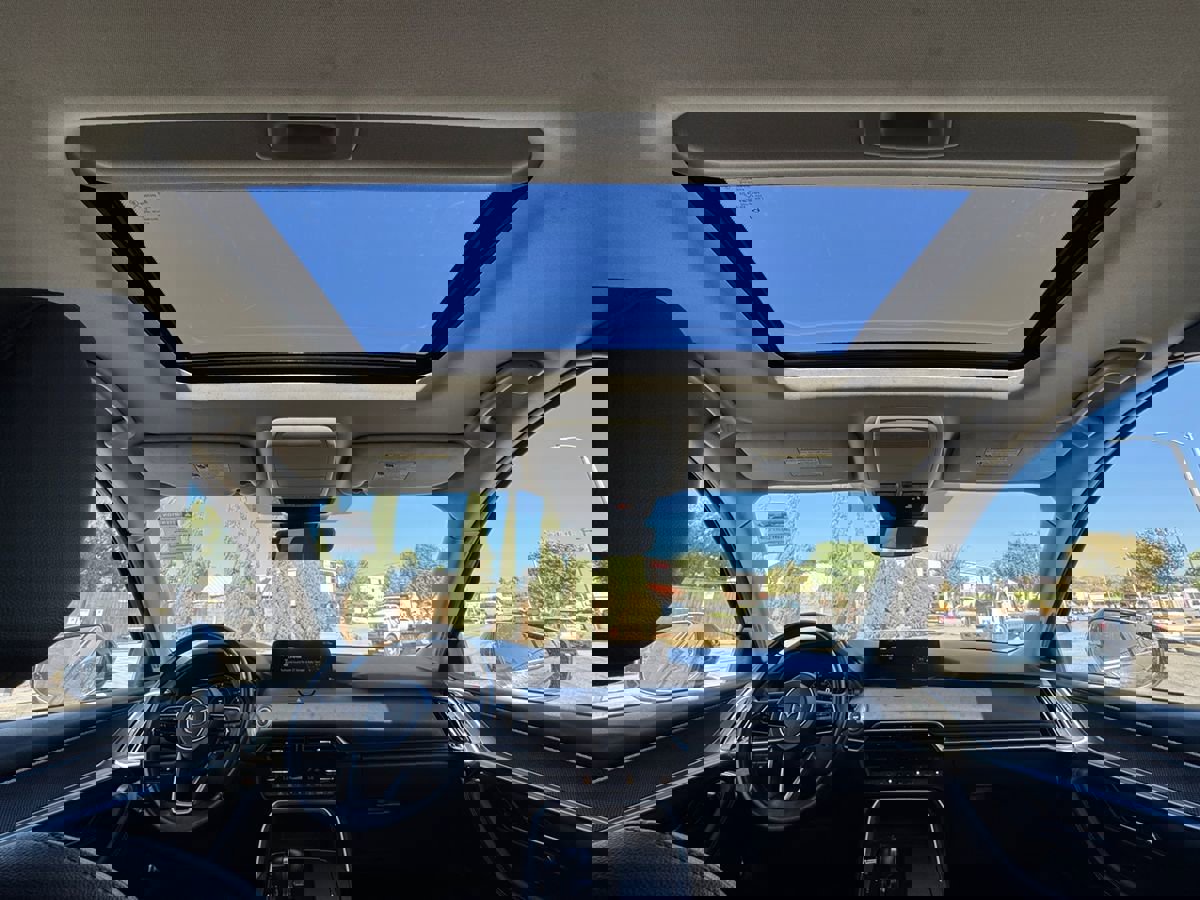 Used 2024 MAZDA CX-90 Plug-In Hybrid w/ Preferred image 17