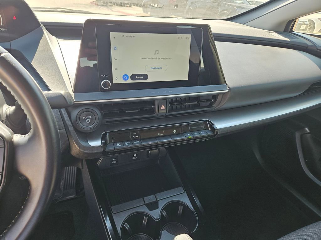 Used 2024 Toyota Prius LE image 19