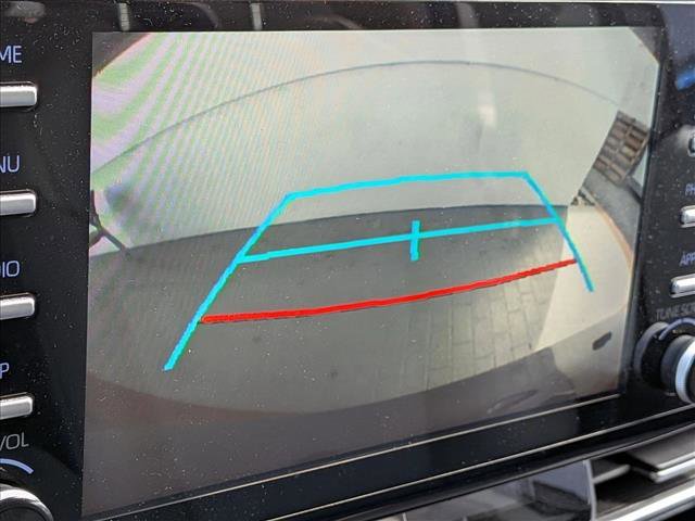 Used 2021 Toyota Sienna XLE image 13