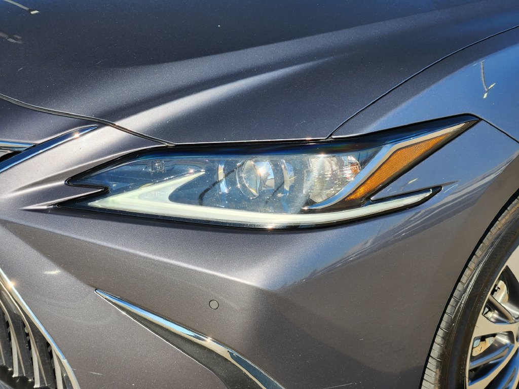 Used 2019 Lexus ES 350 w/ Premium Package FWD image 9