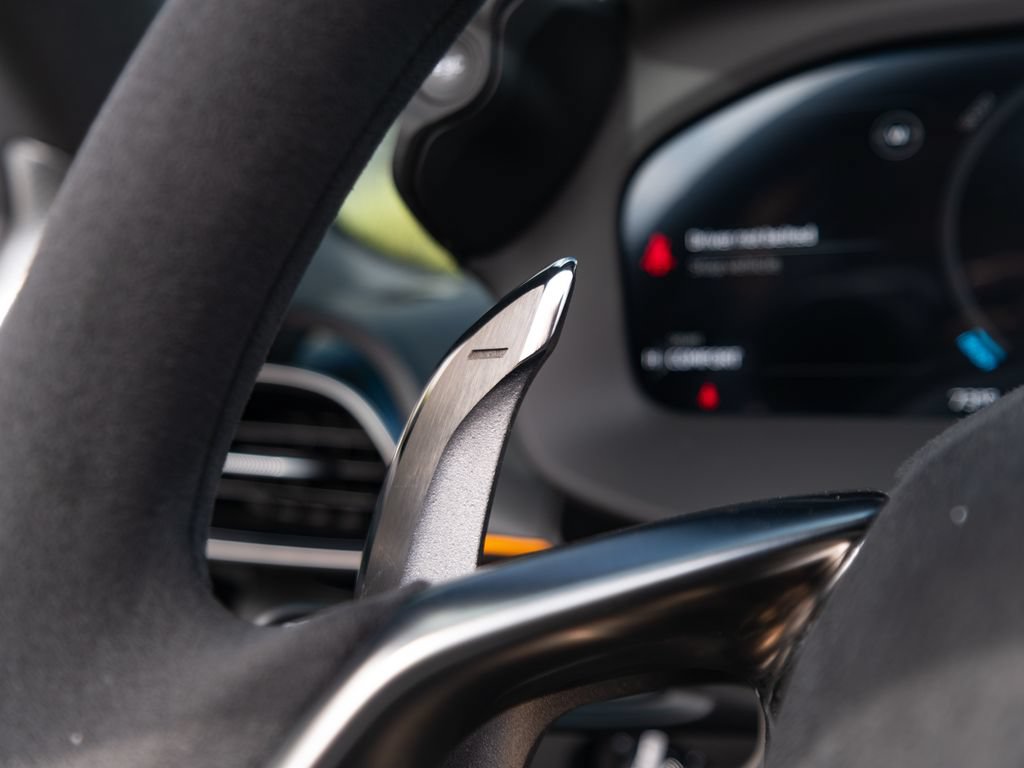 Used 2025 McLaren Artura Spider RWD image 14