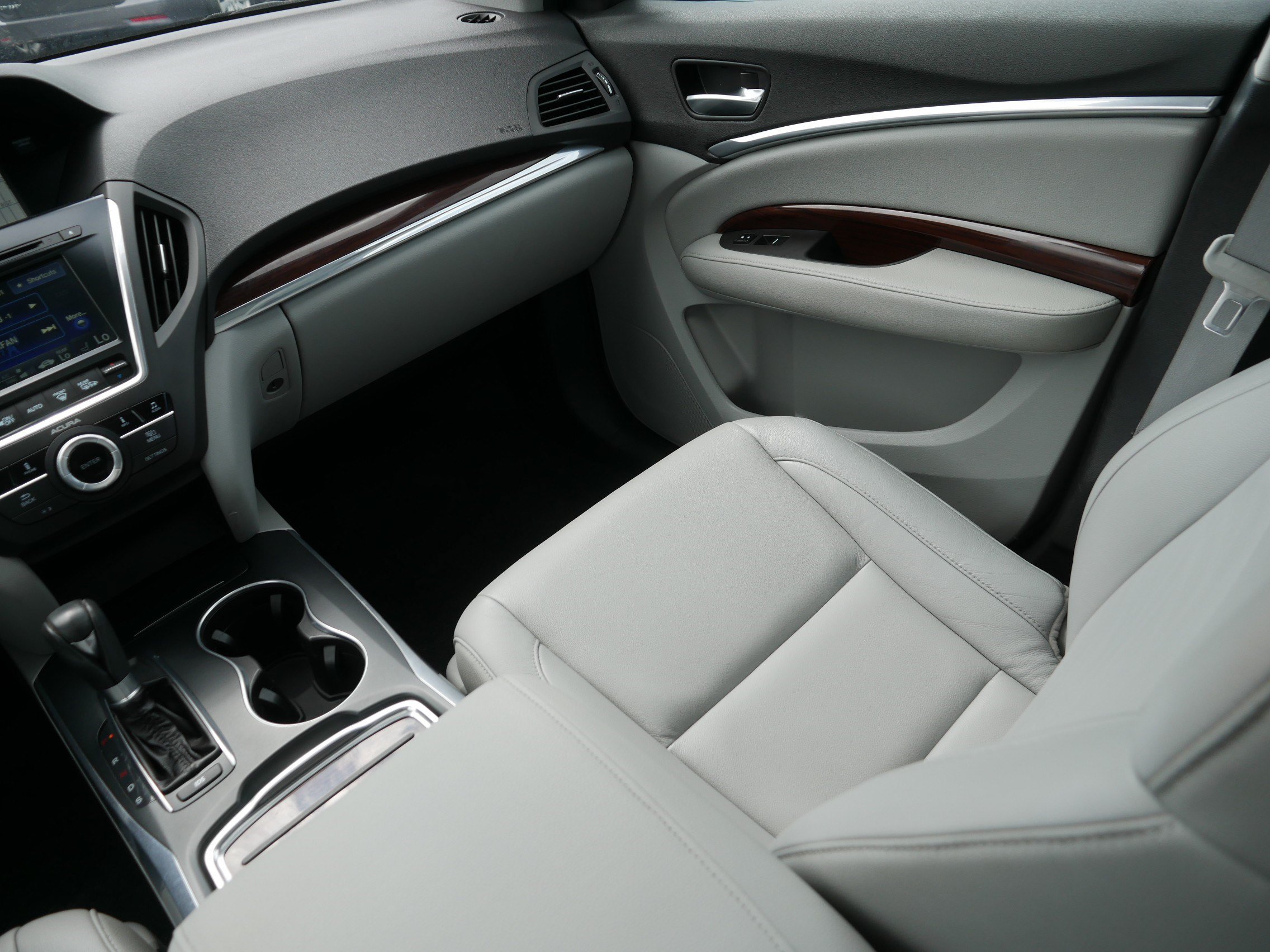 Used 2014 Acura MDX SH-AWD w/ Technology Package image 11