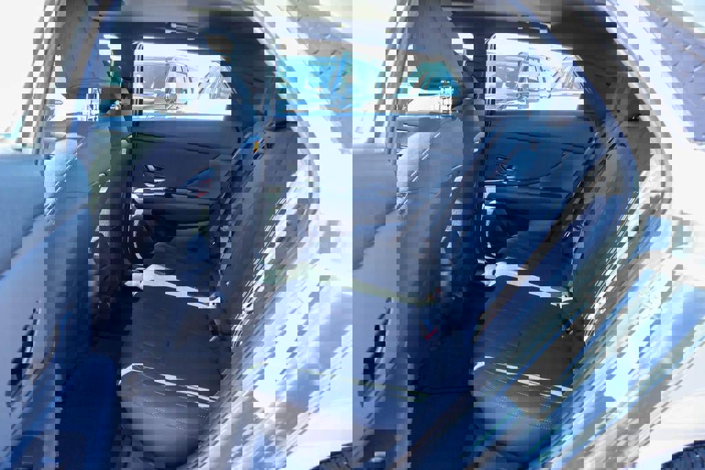 New 2026 Hyundai Elantra SEL Sport Premium image 9