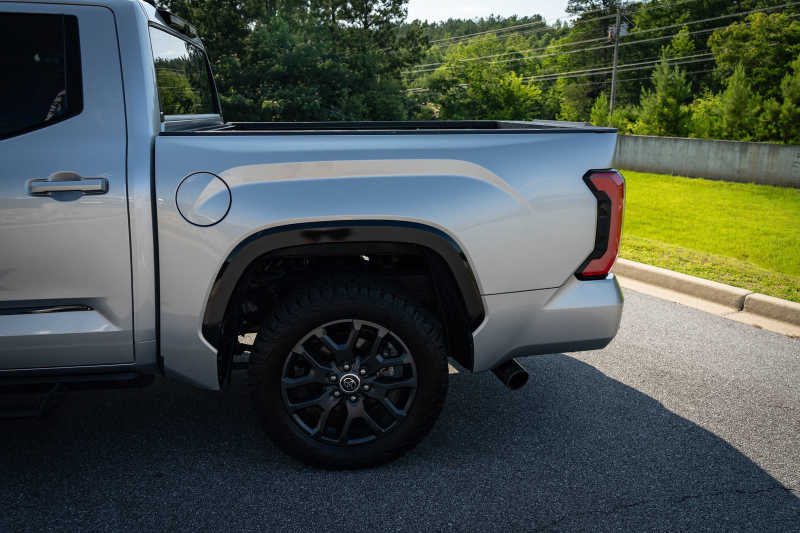 Used 2023 Toyota Tundra Platinum AWD/4WD image 6
