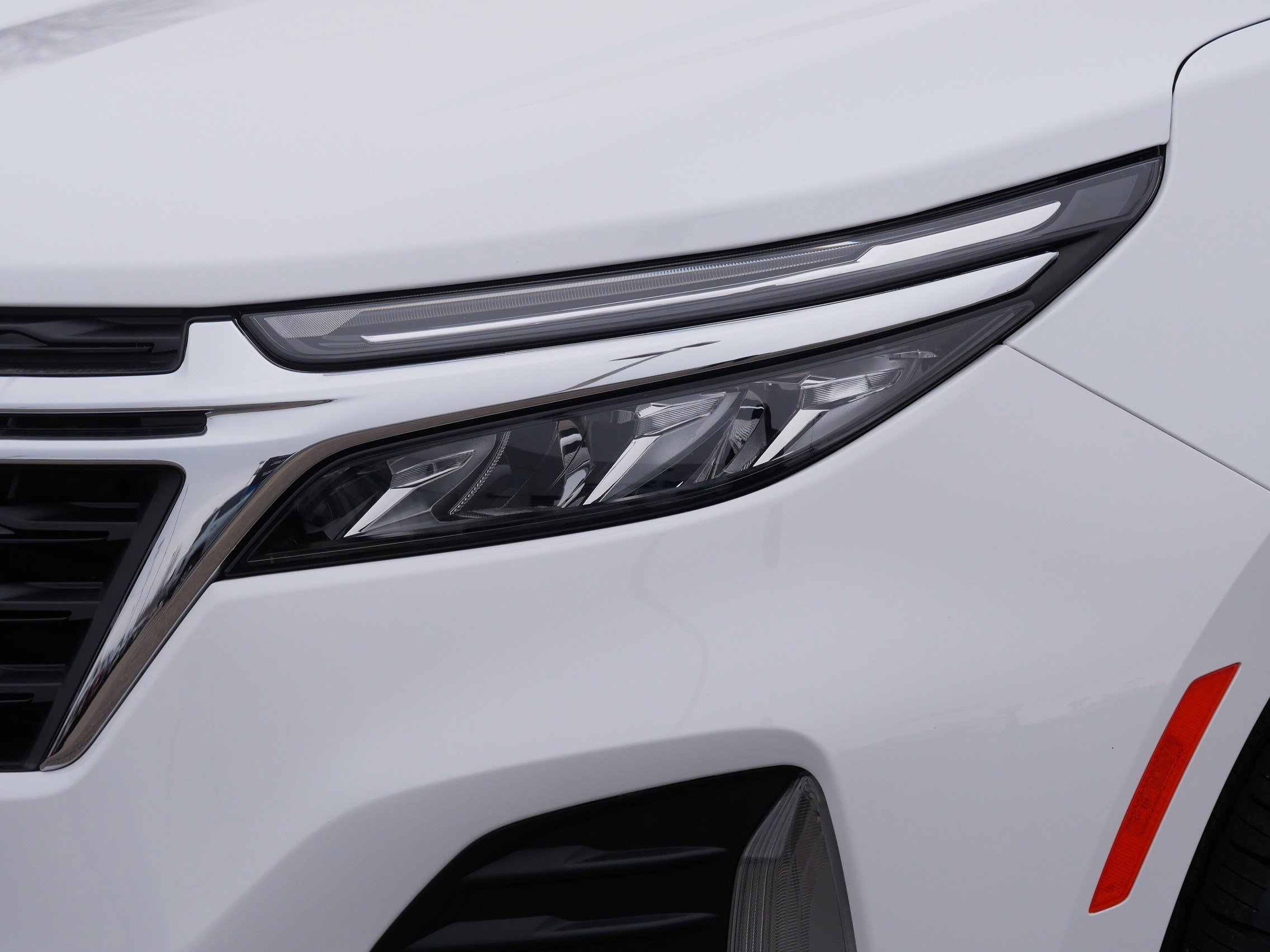 Used 2023 Chevrolet Equinox LT image 16