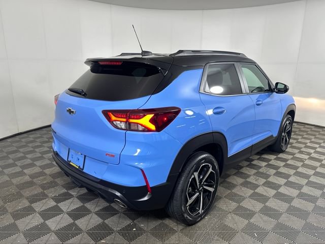 Used 2023 Chevrolet TrailBlazer RS w/ Sun and Liftgate Package image 3