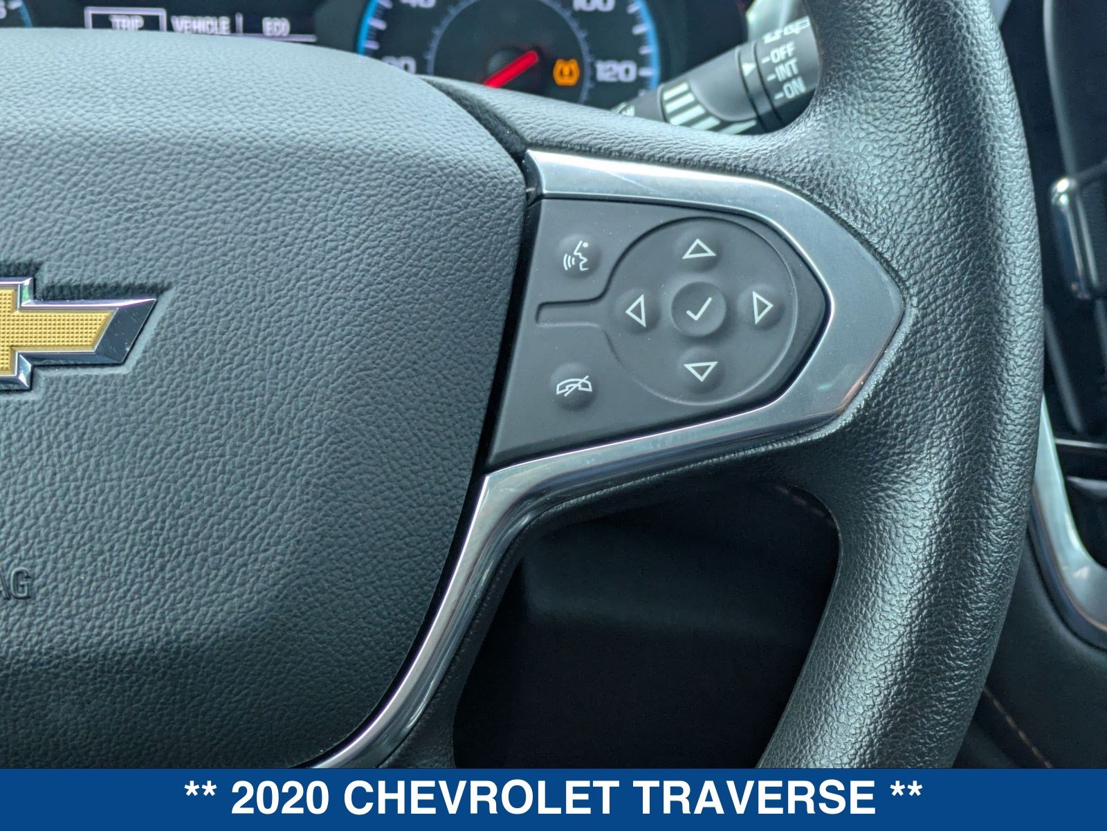 Used 2020 Chevrolet Traverse LS w/ LPO, Floor Liner Package FWD image 27