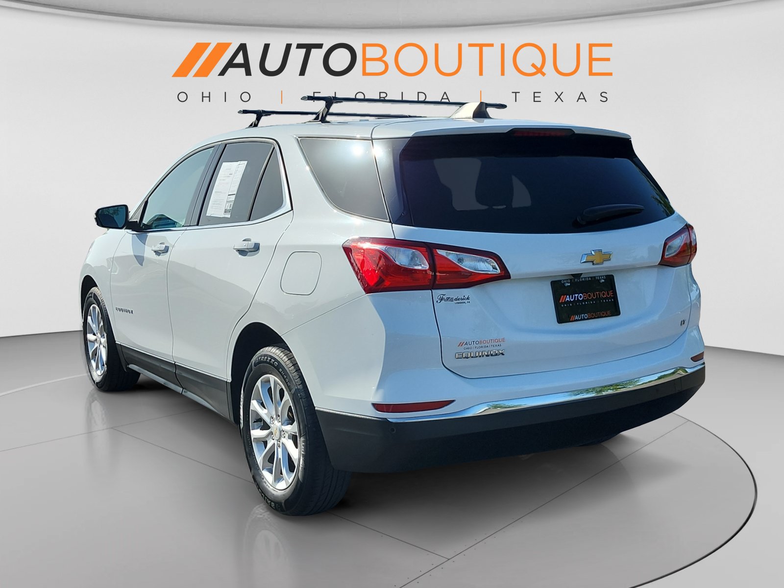 Used 2018 Chevrolet Equinox LT FWD image 3