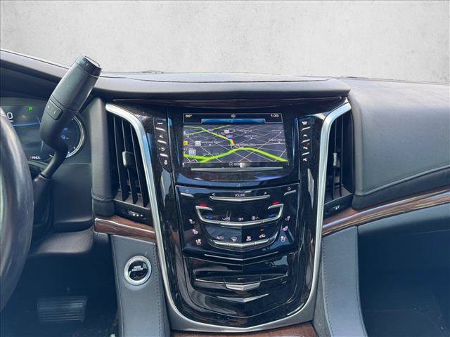 Used 2020 Cadillac Escalade Premium Luxury RWD image 12