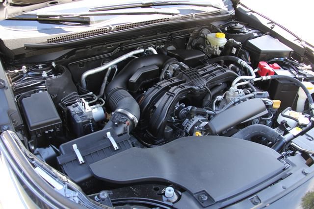 Used 2025 Subaru Outback Premium AWD/4WD image 15