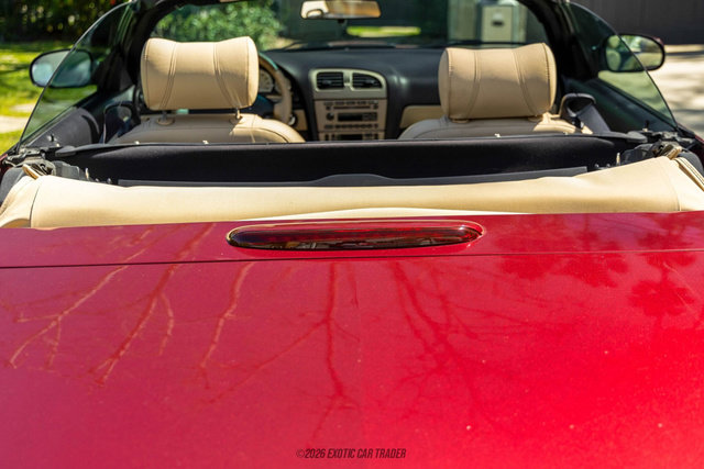 Used 2004 Ford Thunderbird Deluxe image 96