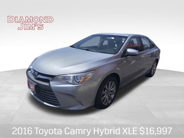 Used 2016 Toyota Camry XLE w/ Moonroof Package