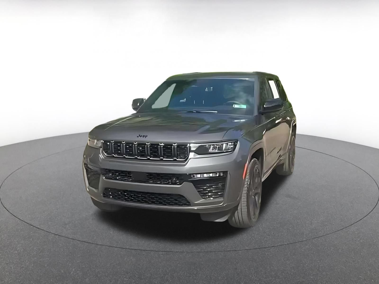 Used 2026 Jeep Grand Cherokee Limited AWD/4WD image 4