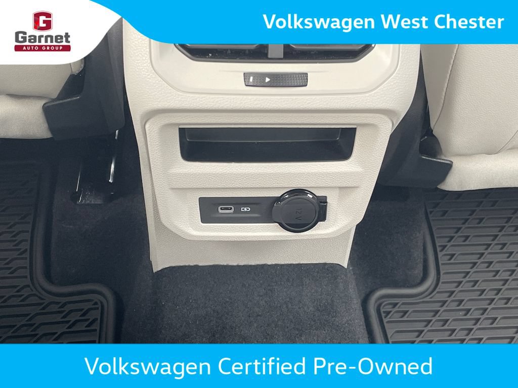 Certified 2023 Volkswagen Tiguan SE FWD image 40