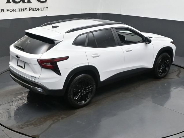 New 2025 Chevrolet Trax ACTIV w/ Sunroof Package image 18