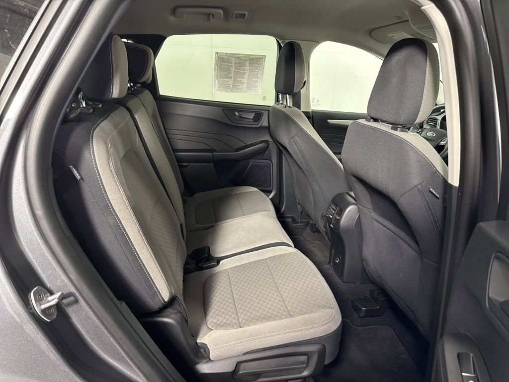 Certified 2022 Ford Escape SE w/ Cold Weather Package image 16