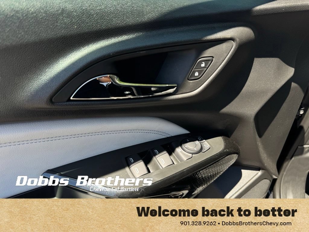 New 2026 Chevrolet Trax LT w/ Sunroof Package FWD image 13