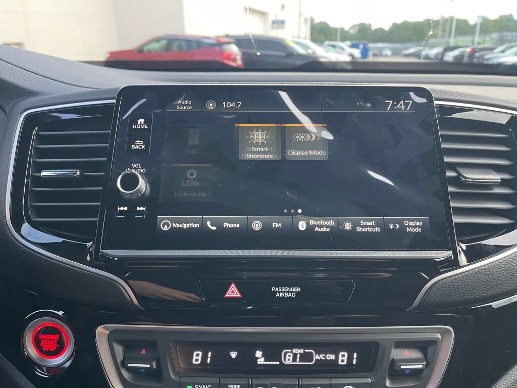New 2026 Honda Ridgeline Black Edition image 11
