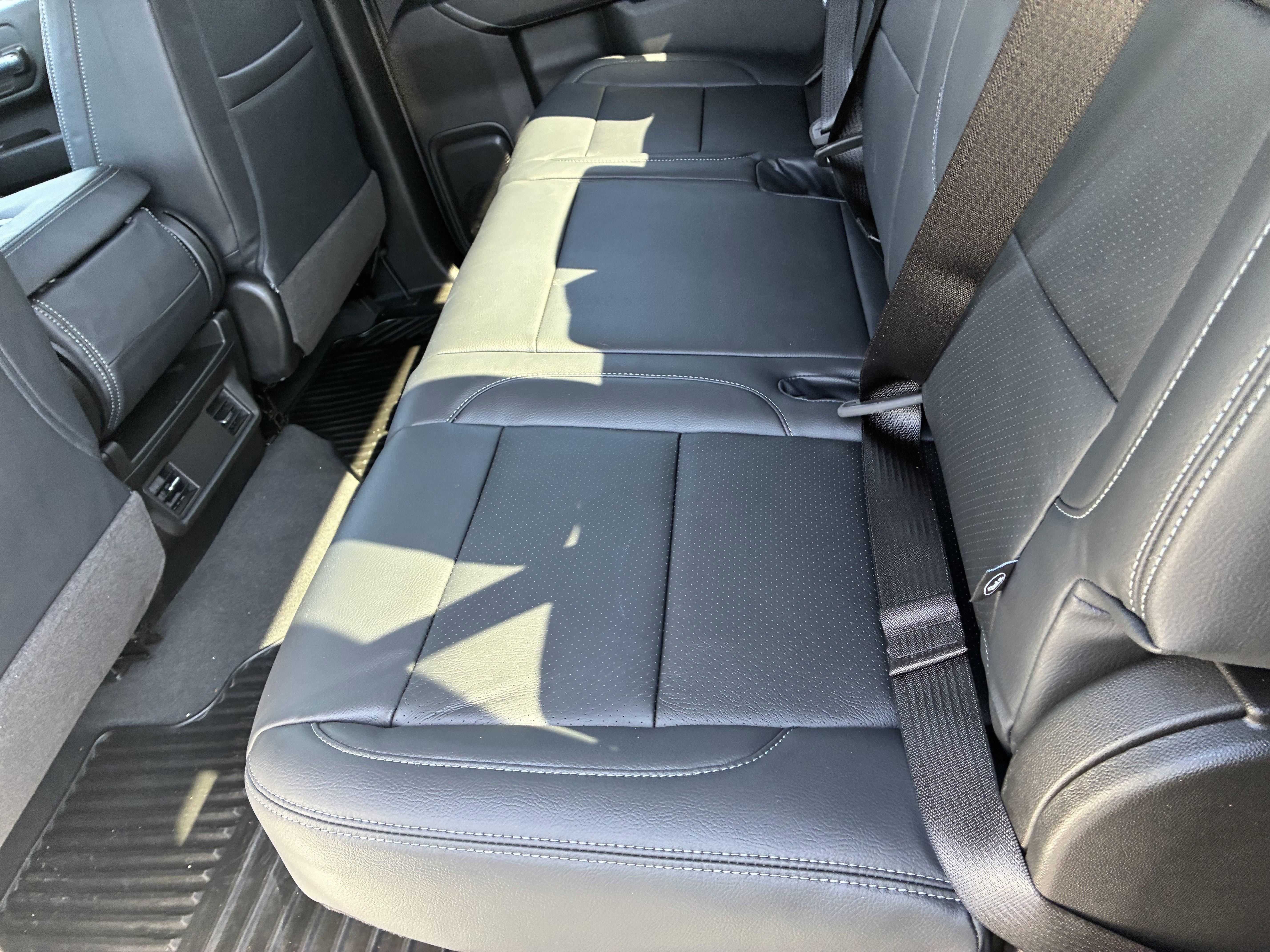 Used 2025 Chevrolet Silverado 2500 Custom AWD/4WD image 19