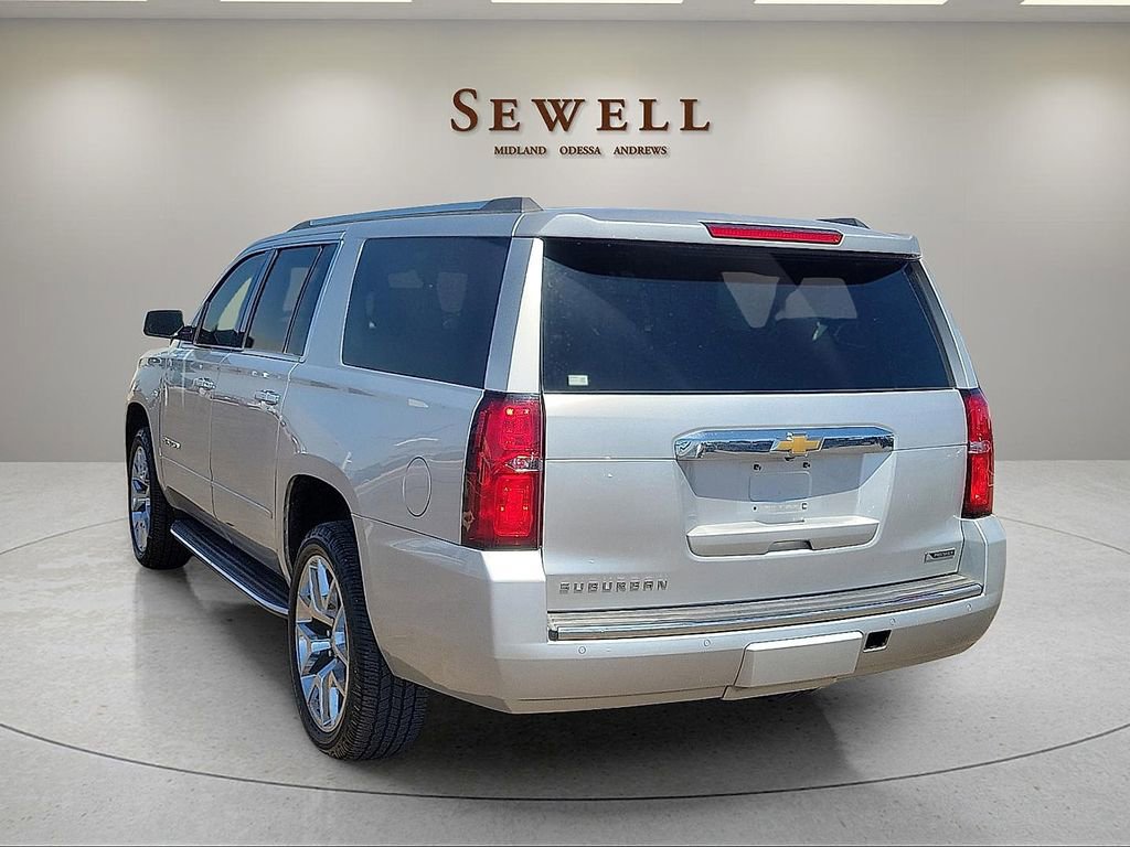 Used 2018 Chevrolet Suburban Premier image 3