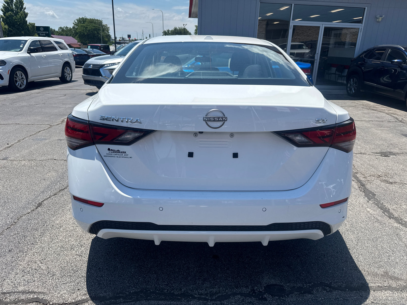 Used 2024 Nissan Sentra SV FWD image 4
