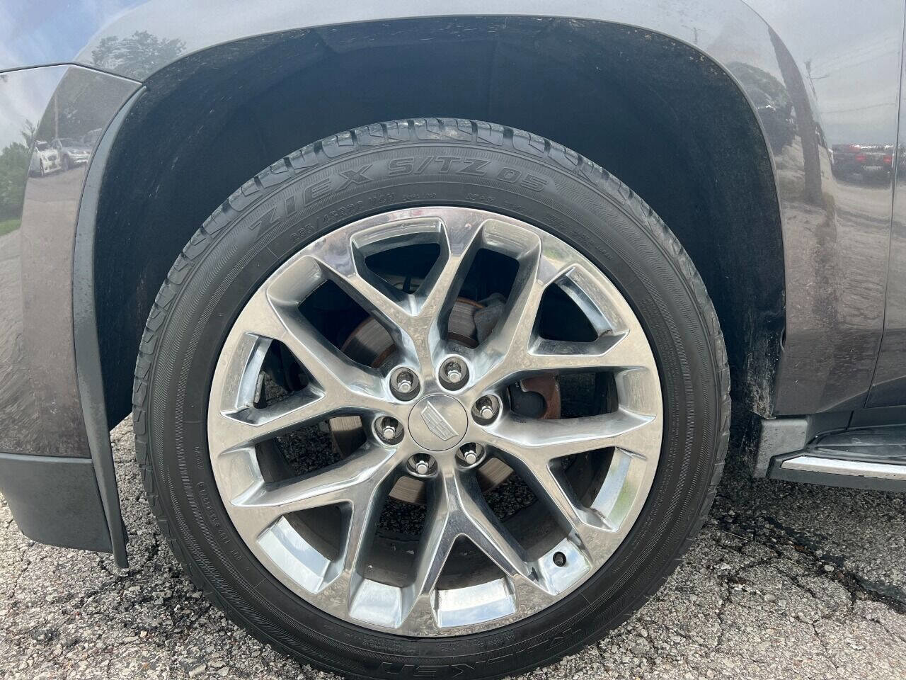 Used 2016 Cadillac Escalade Luxury AWD/4WD image 9
