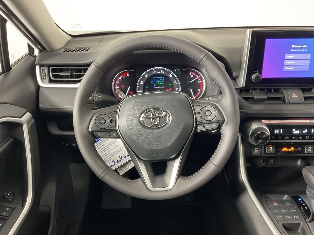 New 2025 Toyota RAV4 XLE image 10