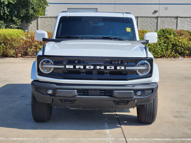 Used 2025 Ford Bronco Outer Banks AWD/4WD image 2