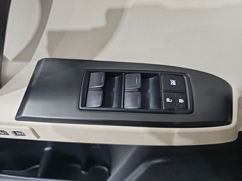 Used 2023 Lexus GX 460 Premium w/ Premium Package AWD/4WD image 30