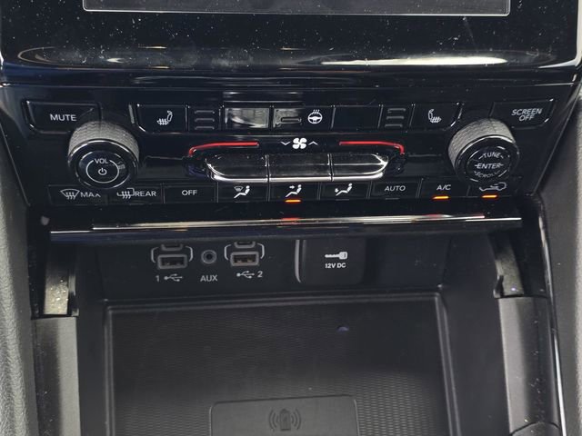 Used 2023 Jeep Grand Cherokee L Laredo image 24