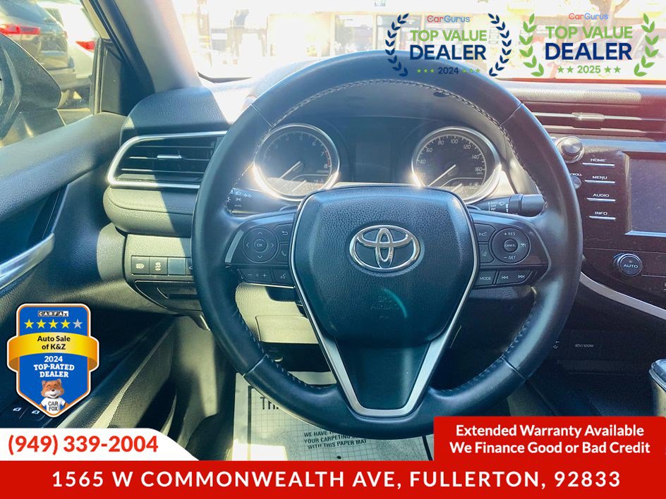 Used 2020 Toyota Camry SE image 21