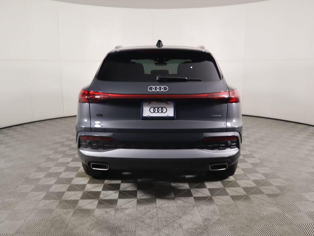Used 2025 Audi Q5 Premium w/ Convenience Package image 7