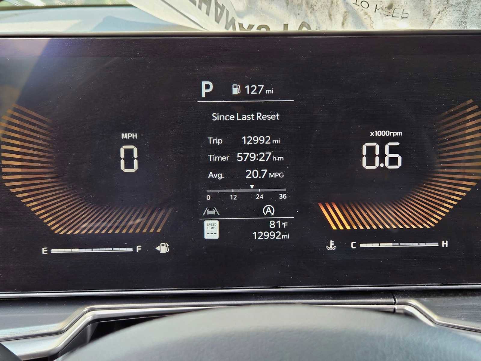 Certified 2025 Kia Sorento S w/ Panoramic Sunroof Package image 25