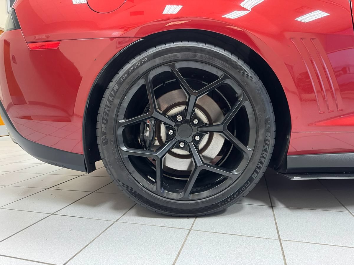 Used 2014 Chevrolet Camaro ZL1 RWD image 61