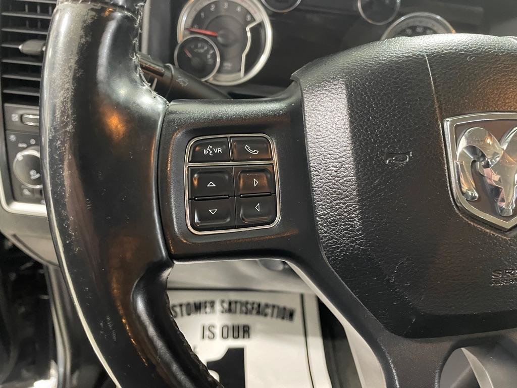 Used 2015 RAM 1500 Classic SLT w/ SLT Plus D←cor Group AWD/4WD image 31