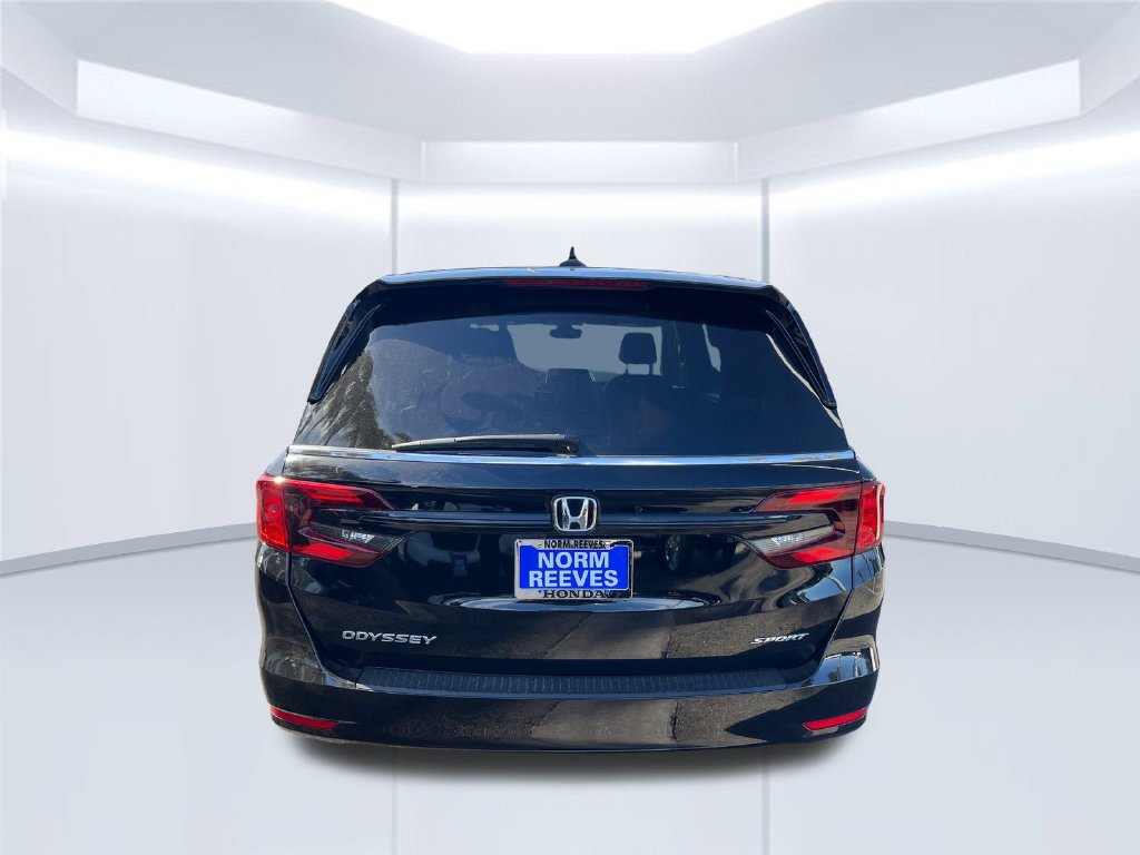 Used 2024 Honda Odyssey Sport image 4