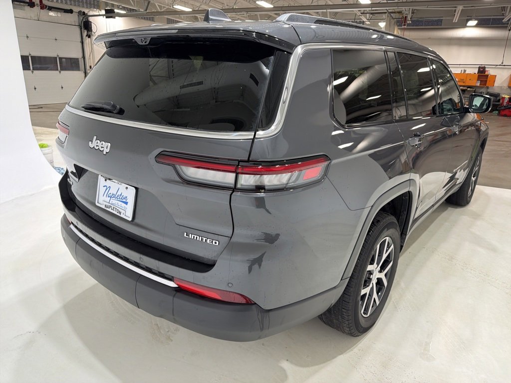 Used 2024 Jeep Grand Cherokee L Limited w/ Luxury Tech Group II image 7