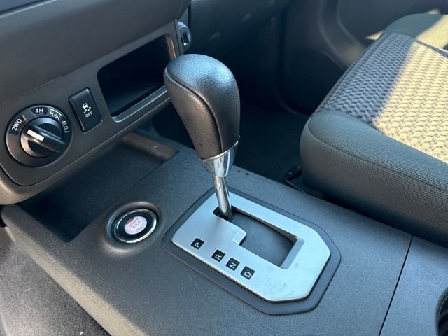 Used 2021 Nissan Frontier SV w/ SV Utility Package image 24