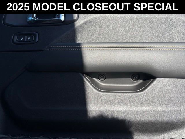 New 2025 Jeep Gladiator High Tide image 23