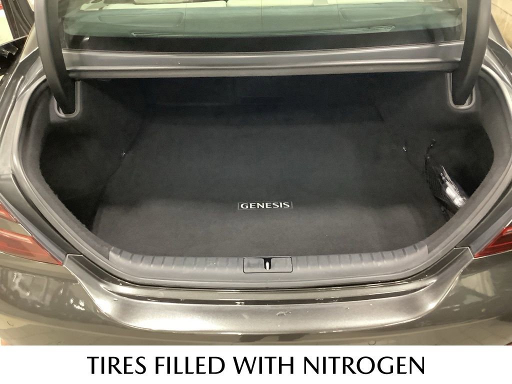 Used 2023 Genesis G70 3.3T w/ Sport Prestige Package image 24