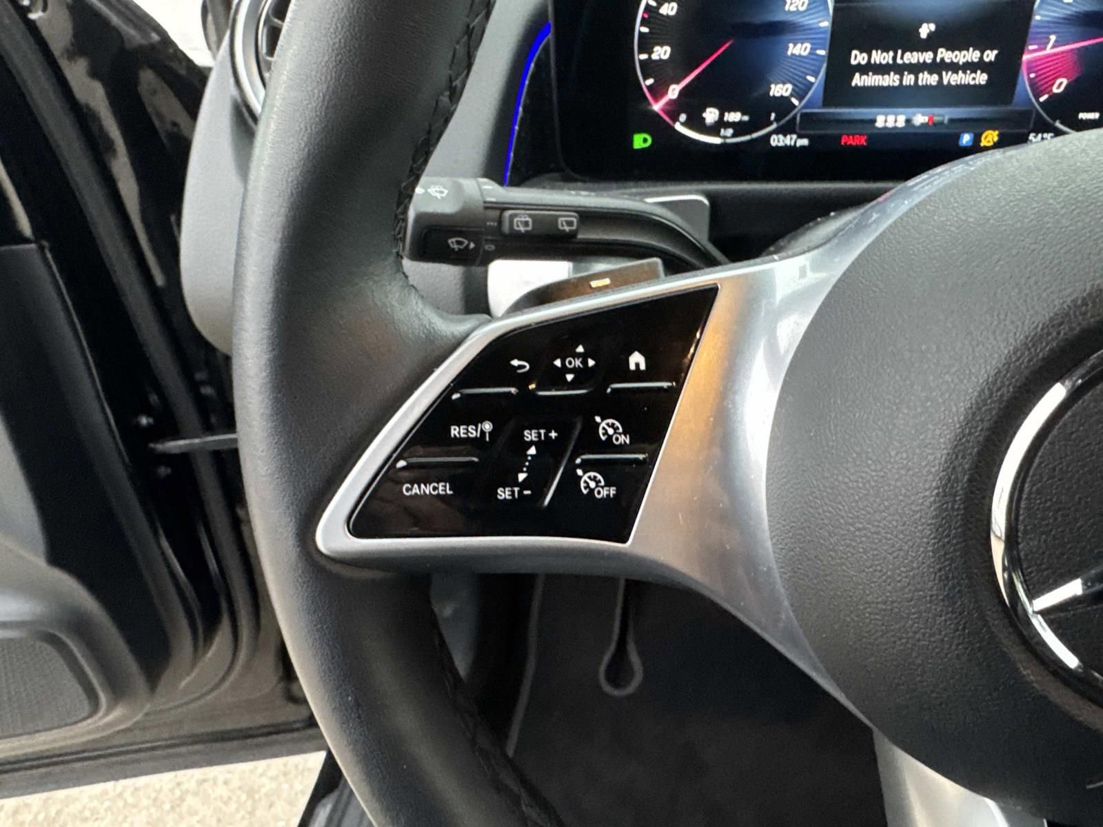 Used 2025 Mercedes-Benz GLB 250 4MATIC image 22