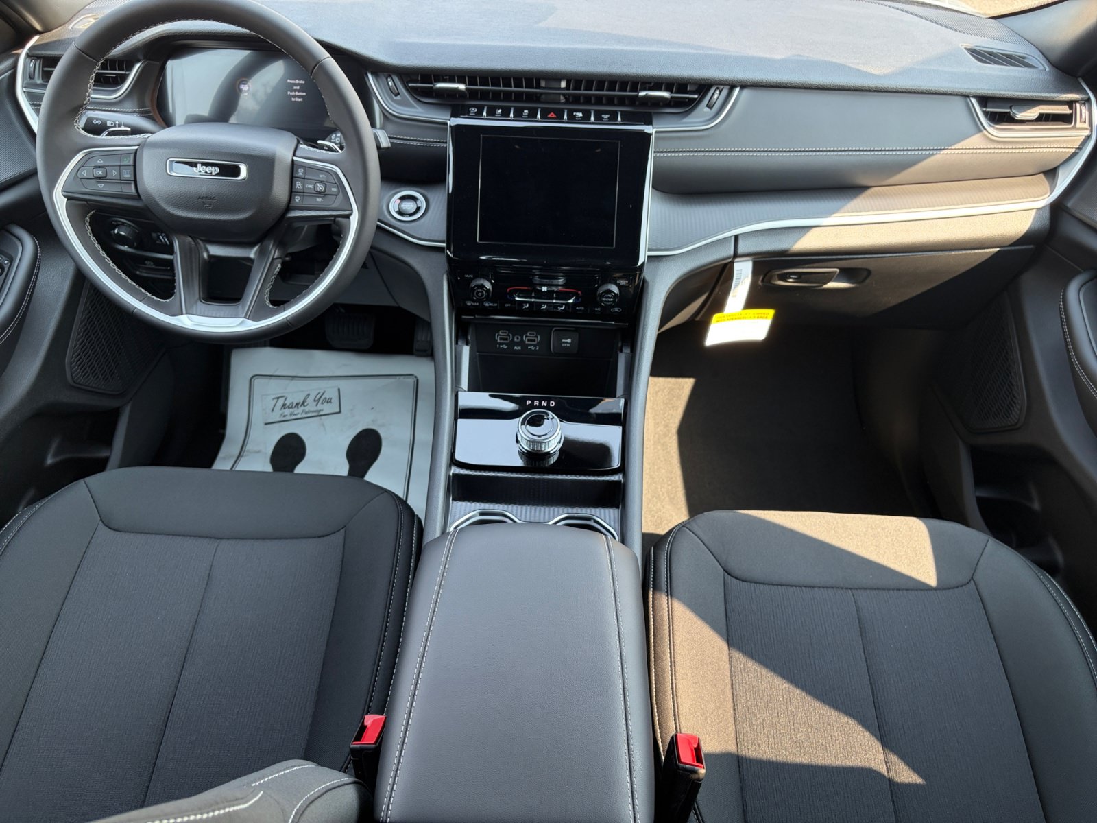 New 2026 Jeep Grand Cherokee Laredo AWD/4WD image 18